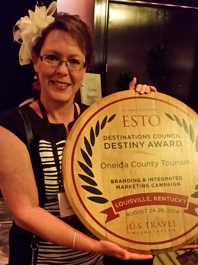 Central New York Vacation Region Chair Kelly Blazosky accepted the U.S. Travel Association’s Destiny Award recognizing Brew Central for exemplary branding and integrated marketing Aug. 23 in Louisville, Kentucky.